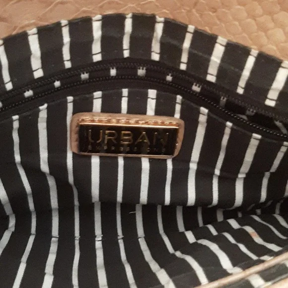 Python Embossed Clutch - Picture 5 of 7